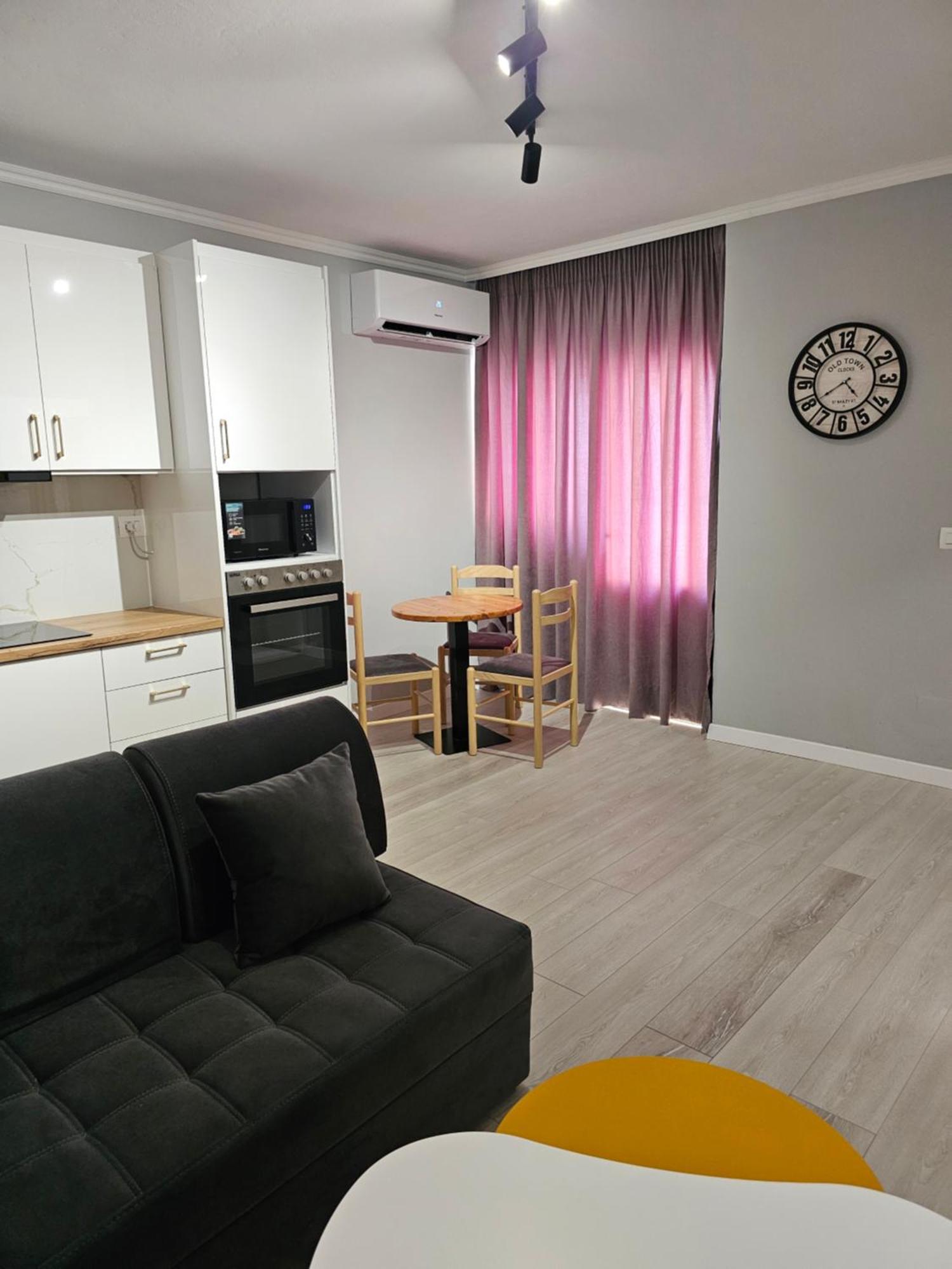 Stephan Apartments Σαράντα Εξωτερικό φωτογραφία